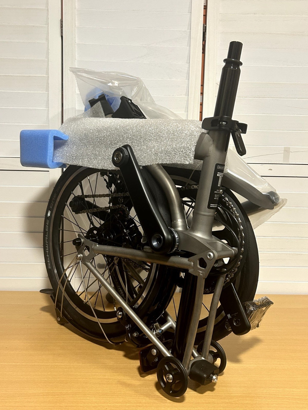 NEW Brompton T-Line Urban 4 Speed – Mid rise handlebar