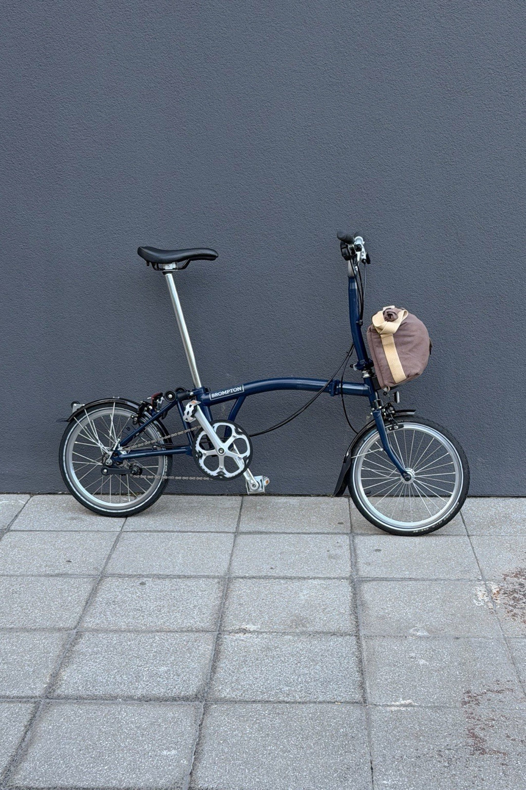 Folding Bicycle Brompton M3L 2019 Navy Blue Extra Front Bag Excellent Condition