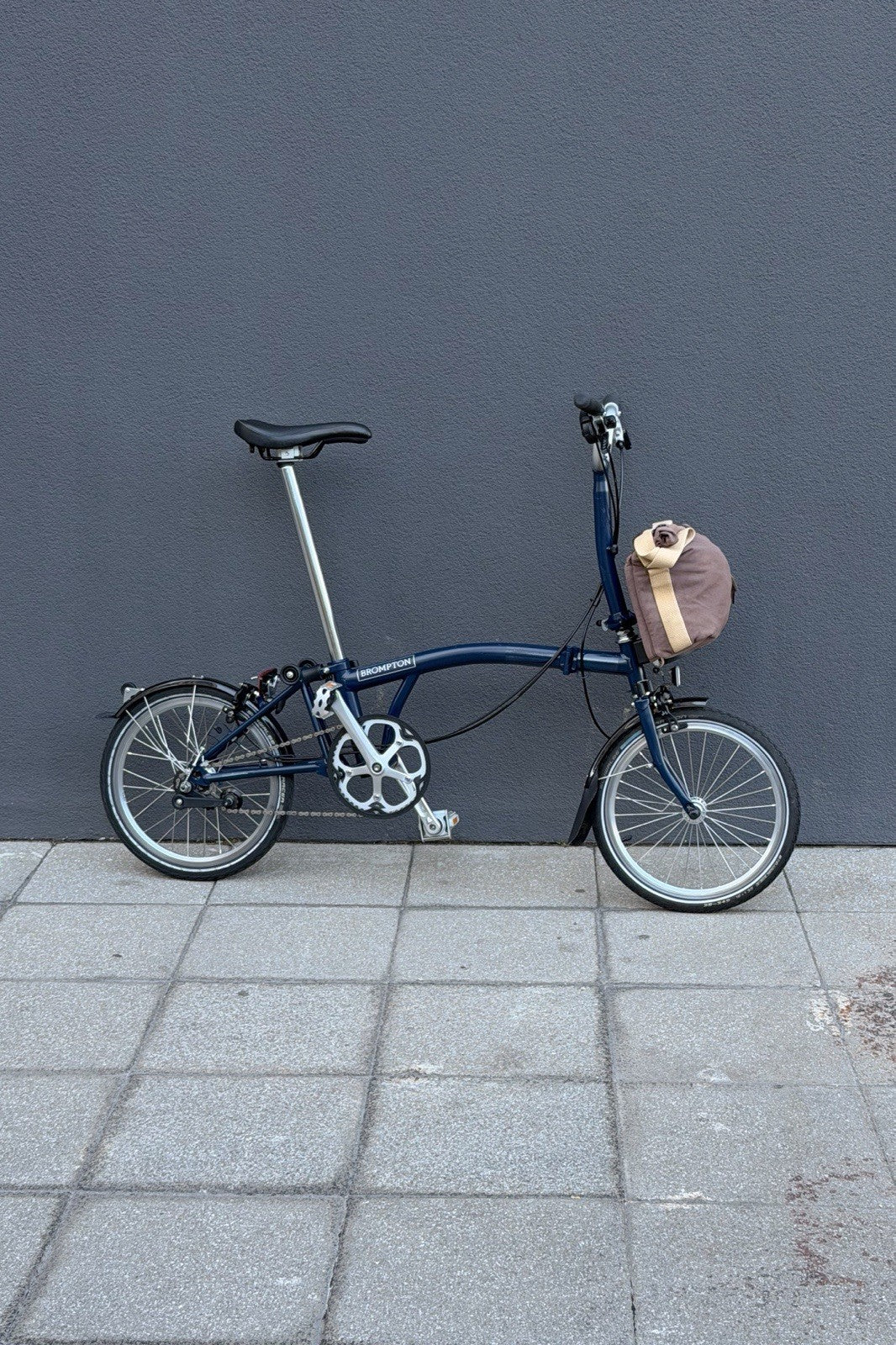 Folding Bicycle Brompton M3L 2019 Navy Blue Extra Front Bag Excellent Condition