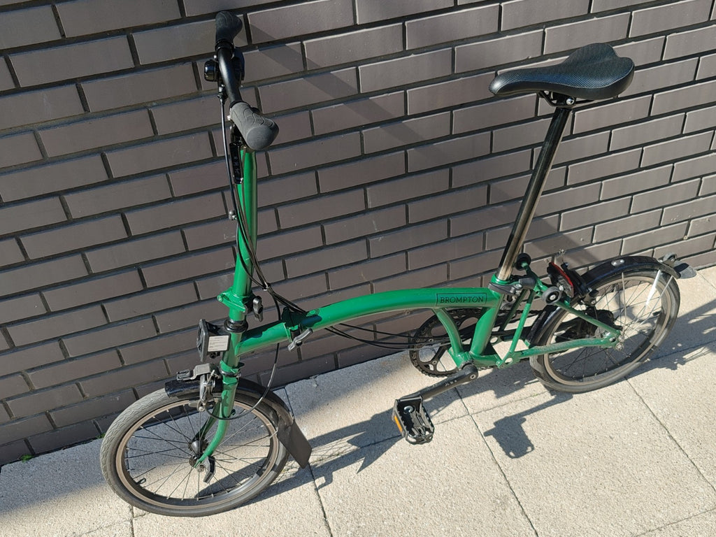 2024 Brompton C Line Explore M6L 6 Speed Folding Bike Racing Green
