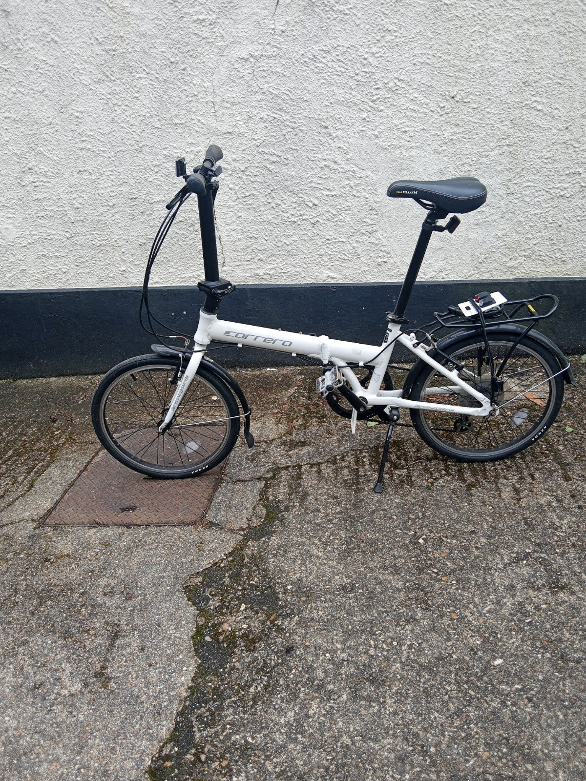 Carrera Transport 8-Gear Folding Bike Lightweight Aluminium Bicycle