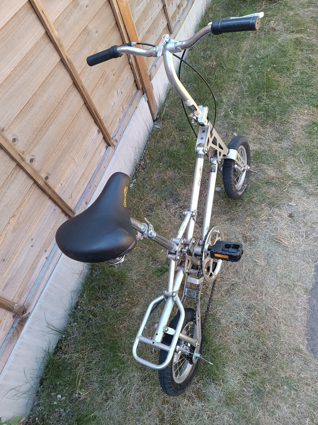 GEKKO Folding Bike 12in Wheels Single Speed Caliper Brakes Silver/Black