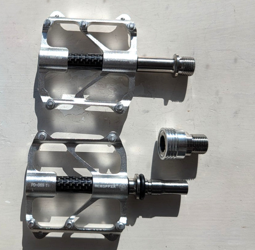 Aceoffix PD069 Pedals. 3 Bearings, Ti Alloy Shaft, left side QR - suit Brompton