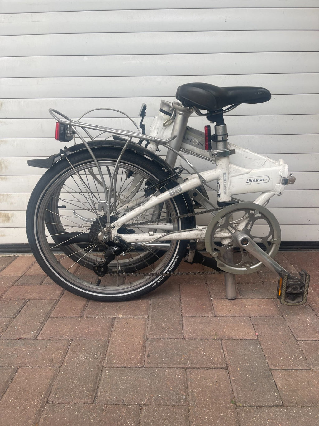 Dahon Vitesse D7 Folding Bike 20" Wheels 7-Speed Shimano Aluminium Commuter