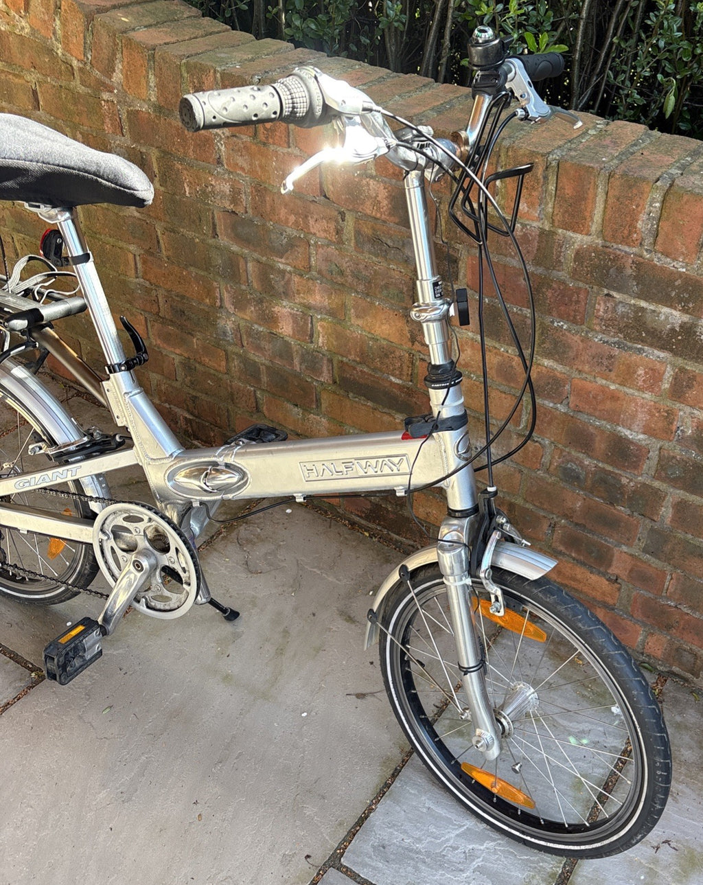 Giant Halfway Folding Bicycle Bike 20” Wheels