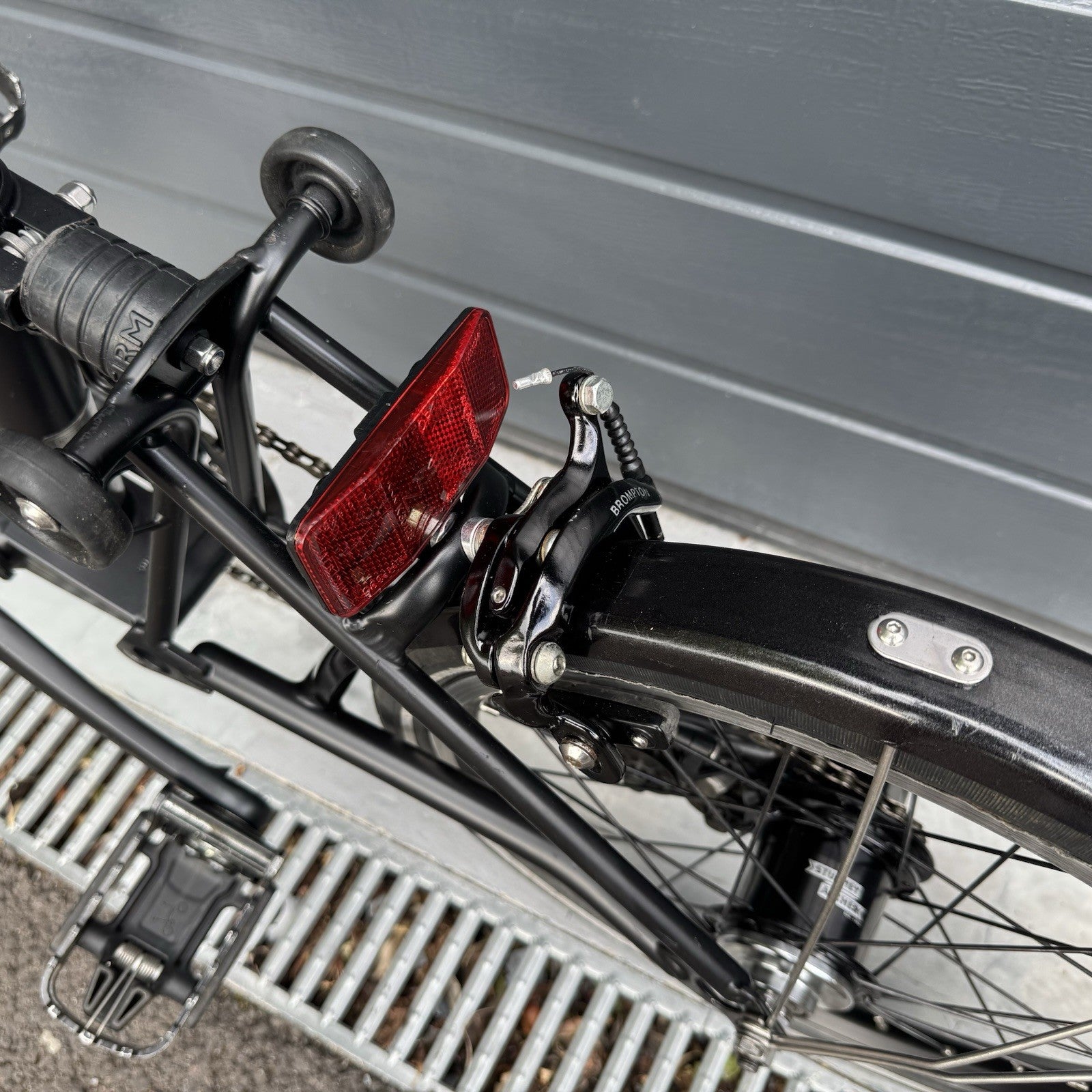 Brompton H6L 6 speed Black Edition with Extended Seatpost FAST FREE DELIVERY