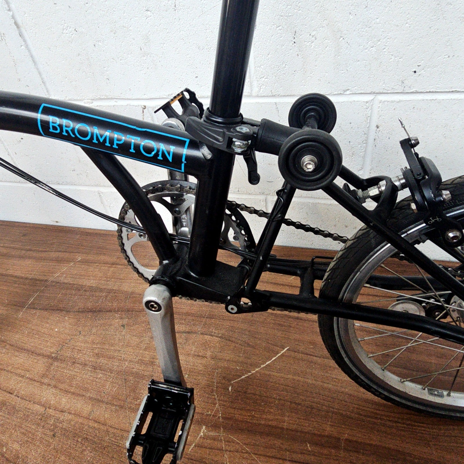 Brompton M3E Folding Bike 3-Speed – Professionally Serviced