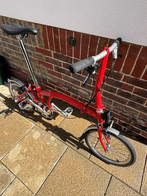 Brompton M3L FOLDING BIKE - RED  (WITH BAG) - EXCELLENT CONDITION