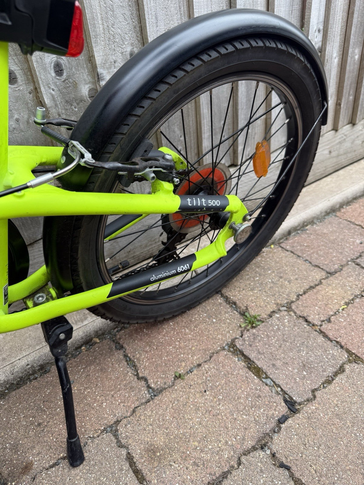 BTWIN Tilt 500 Folding Bike – Neon Green – Excellent Condition! 🚲