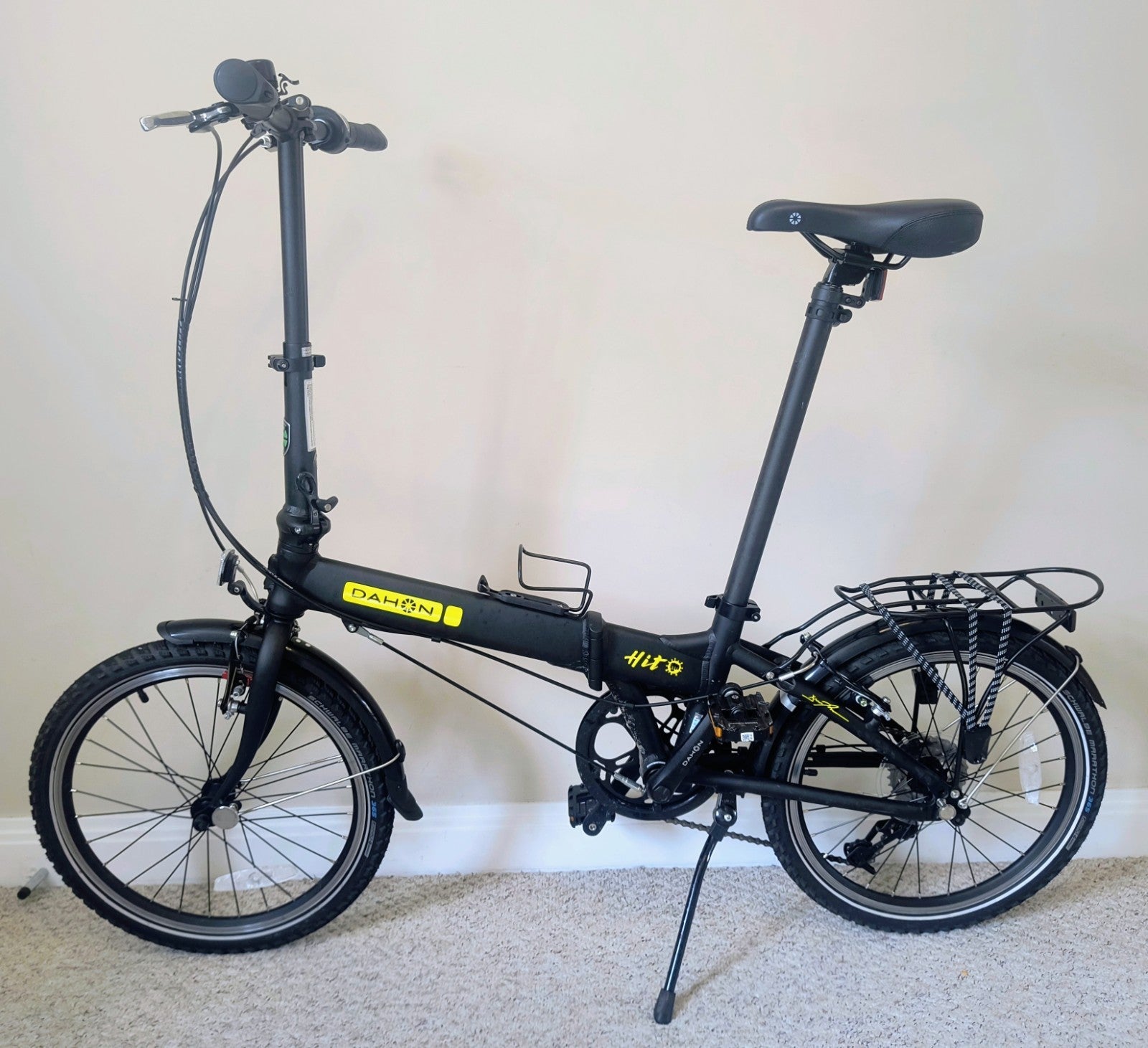 Dahon Hit Folding Bike - 20" - UPGRADED - Schwalbe 365s / Alloy Pedals /  Saddle