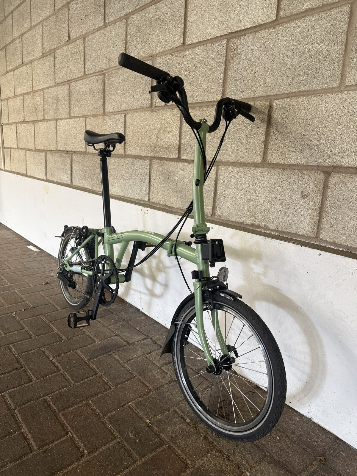 Brompton C Line Explore Folding Bike in Matcha Green 6 speed