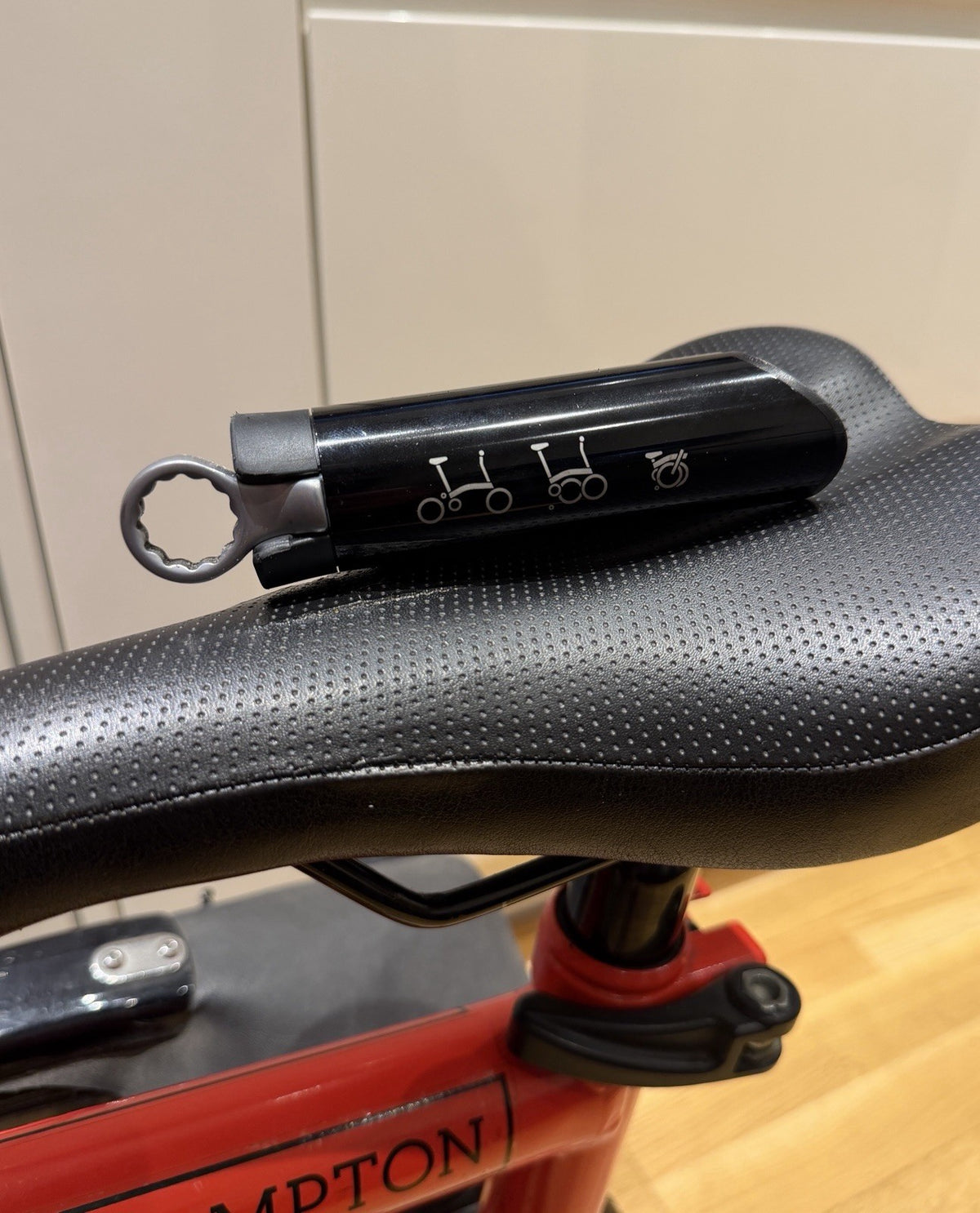 Brompton M6L - Black Edition / Rocket Red