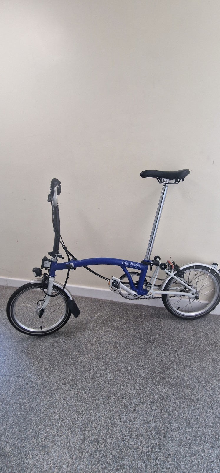 Brompton C line 3 Speed DYNAMO Light + FREE UK & low cost World DELIVERY