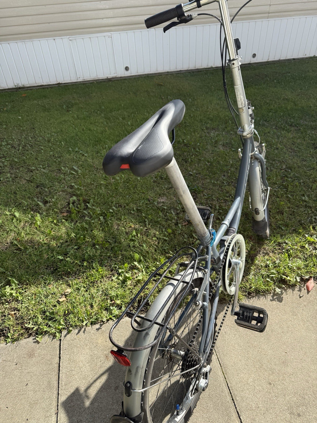 Ridgback 20in Folding Bike Grey V-Brakes Mudguards Rear Rack Kickstand