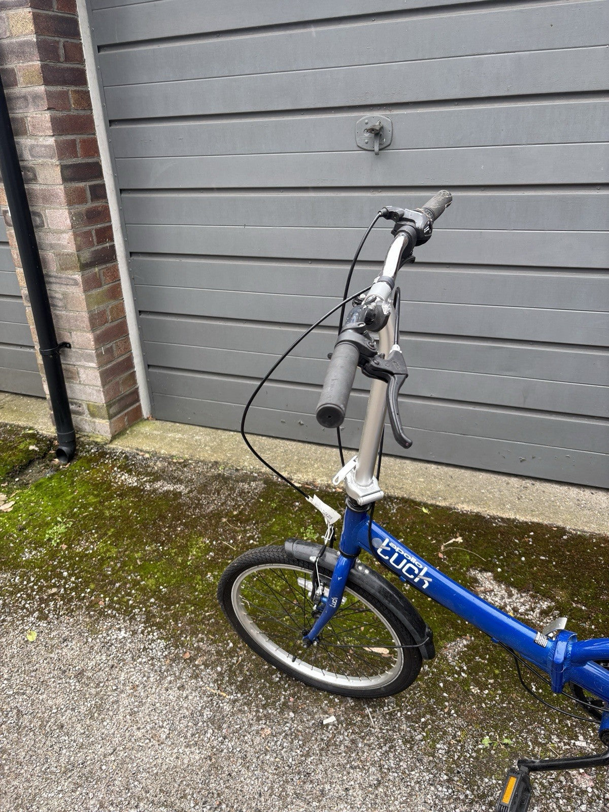 Apollo Tuck Folding Bike, blue collect only Ealing