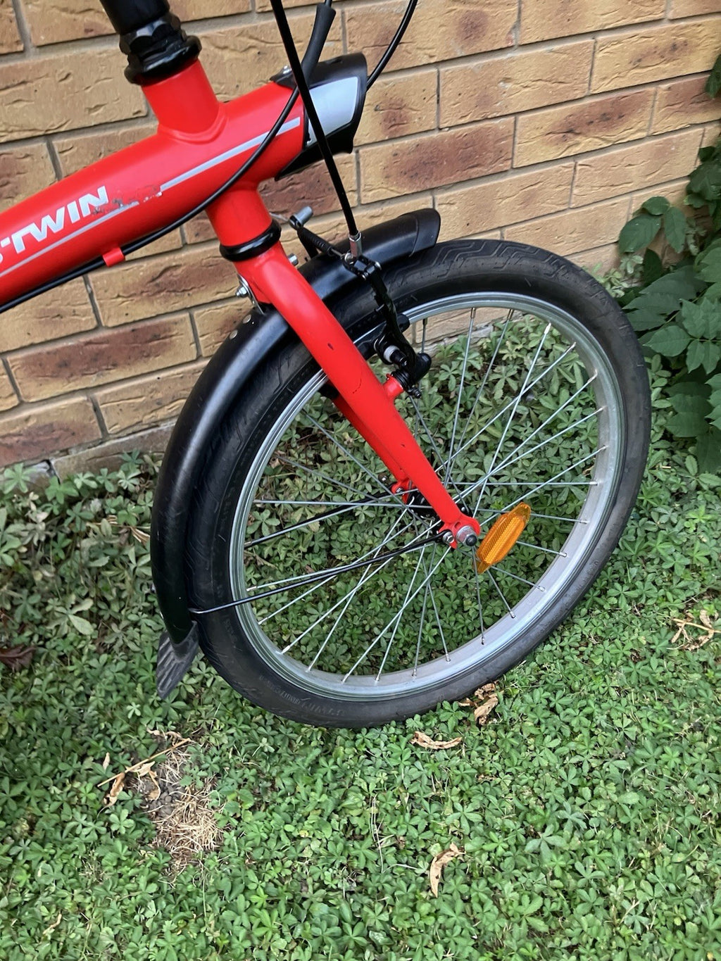 BTWIN Folding Bike 20″ | Urban Commuter Bicycle | 6-Speed Bike | Great for City