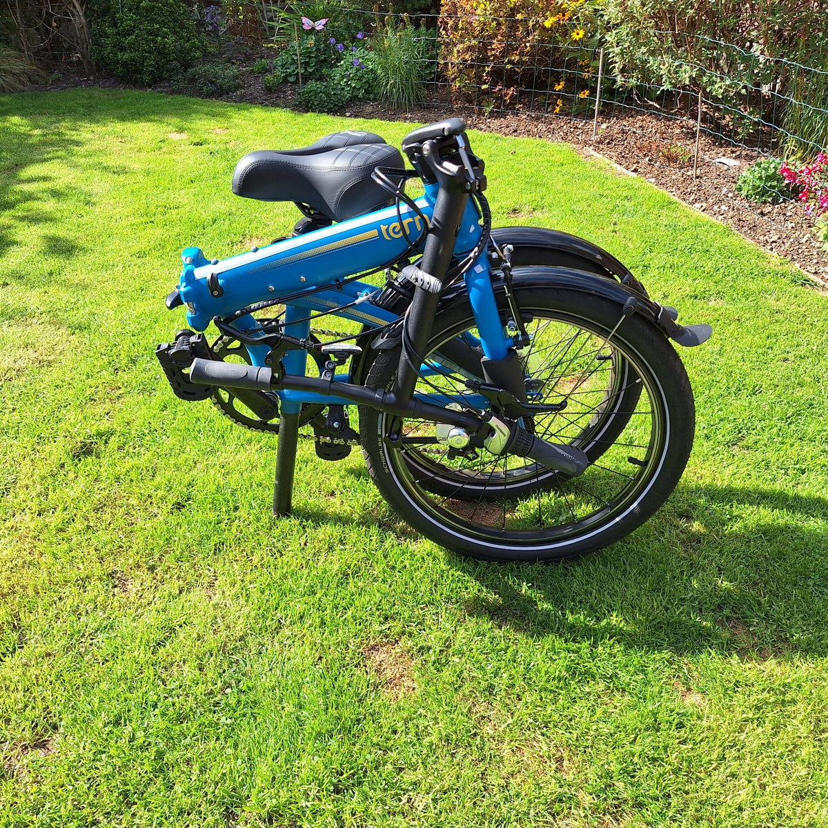 Tern C8 folding bike