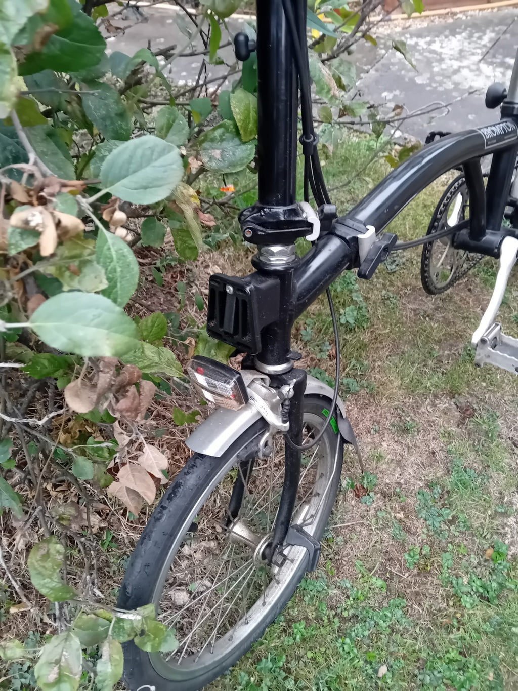 BROMPTON FOLDING BICYCLE [BLACK]