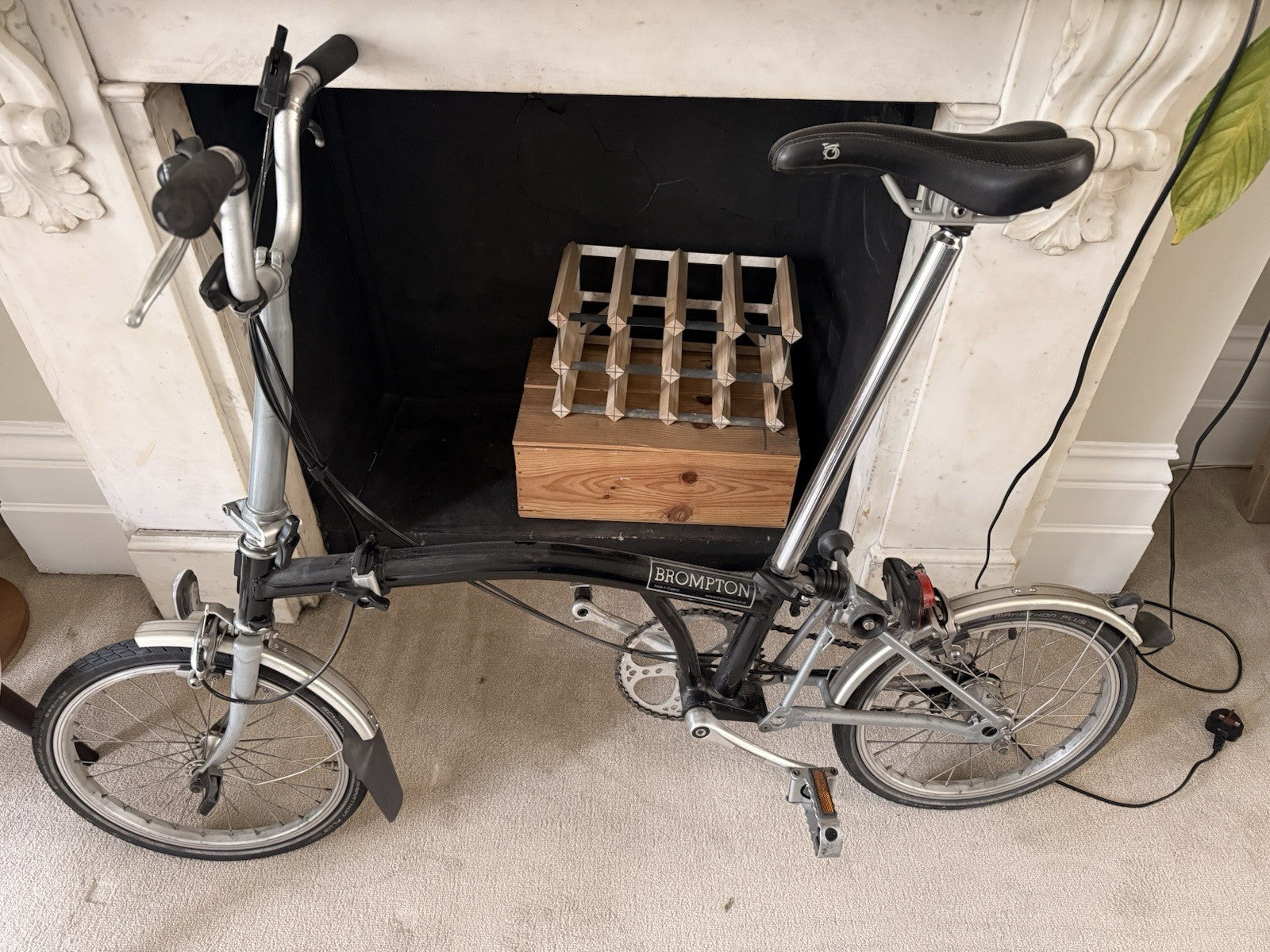 Brompton Folding Bike 3-Speed, Black