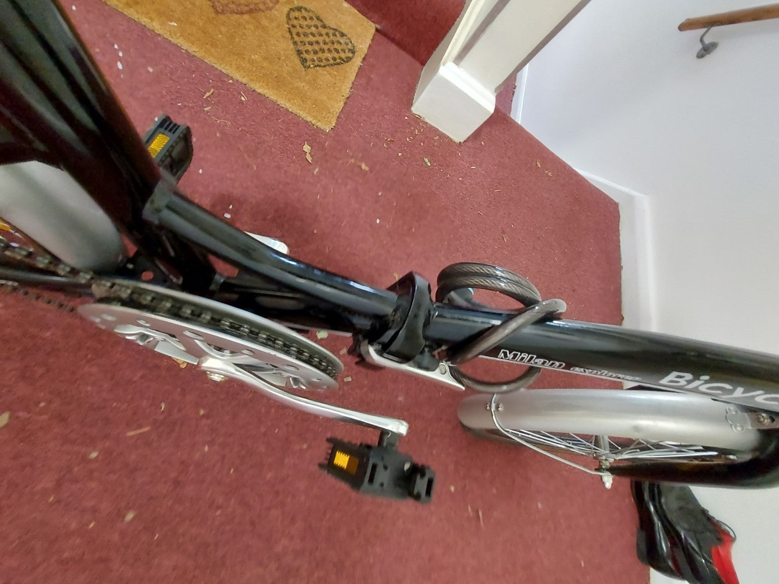 Milan Explorer Folding Bicycle. Black 20 Wheels Excellent Condition