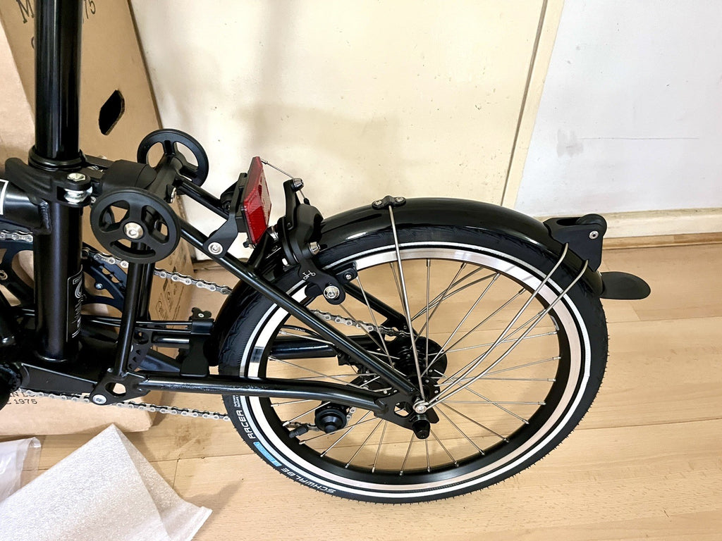 Brompton C Line, 2026 4 Speed Black, Black Ed, Mid bar NEW