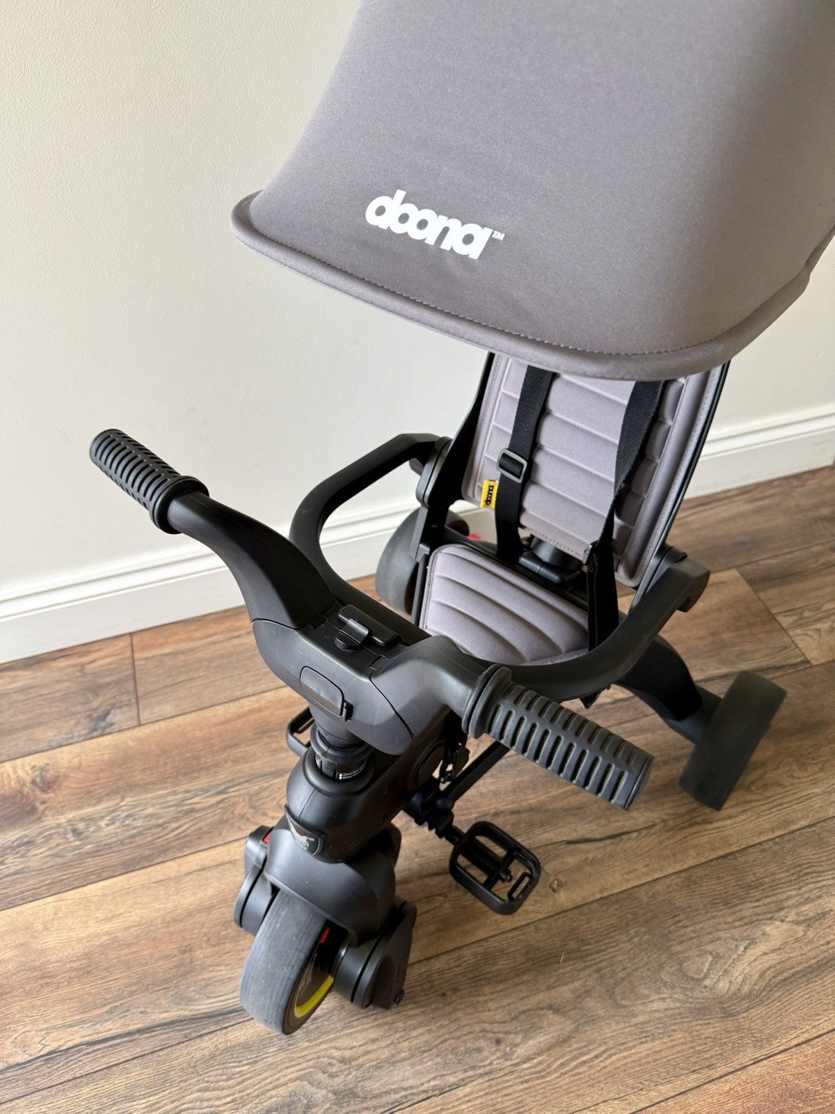 Doona Liki Trike S1 Grey Hound – 5-in-1 Folding Toddler Trike – Excellent Condit