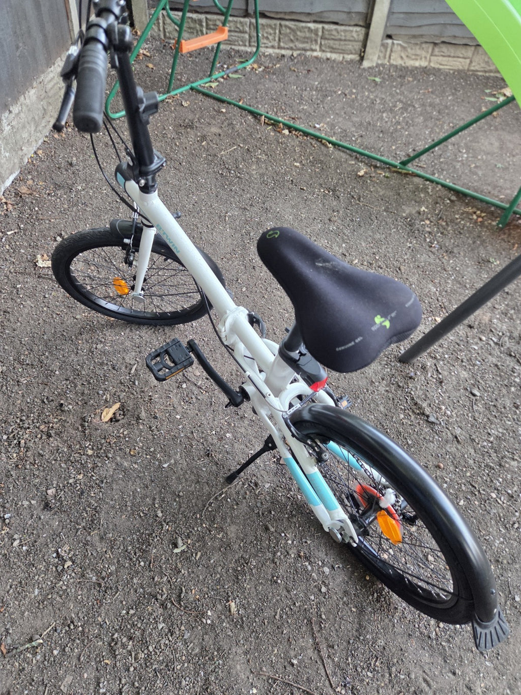 B'TWIN Tilt 500 20in Folding Bike 7 Speed Foldable White V-Brakes
