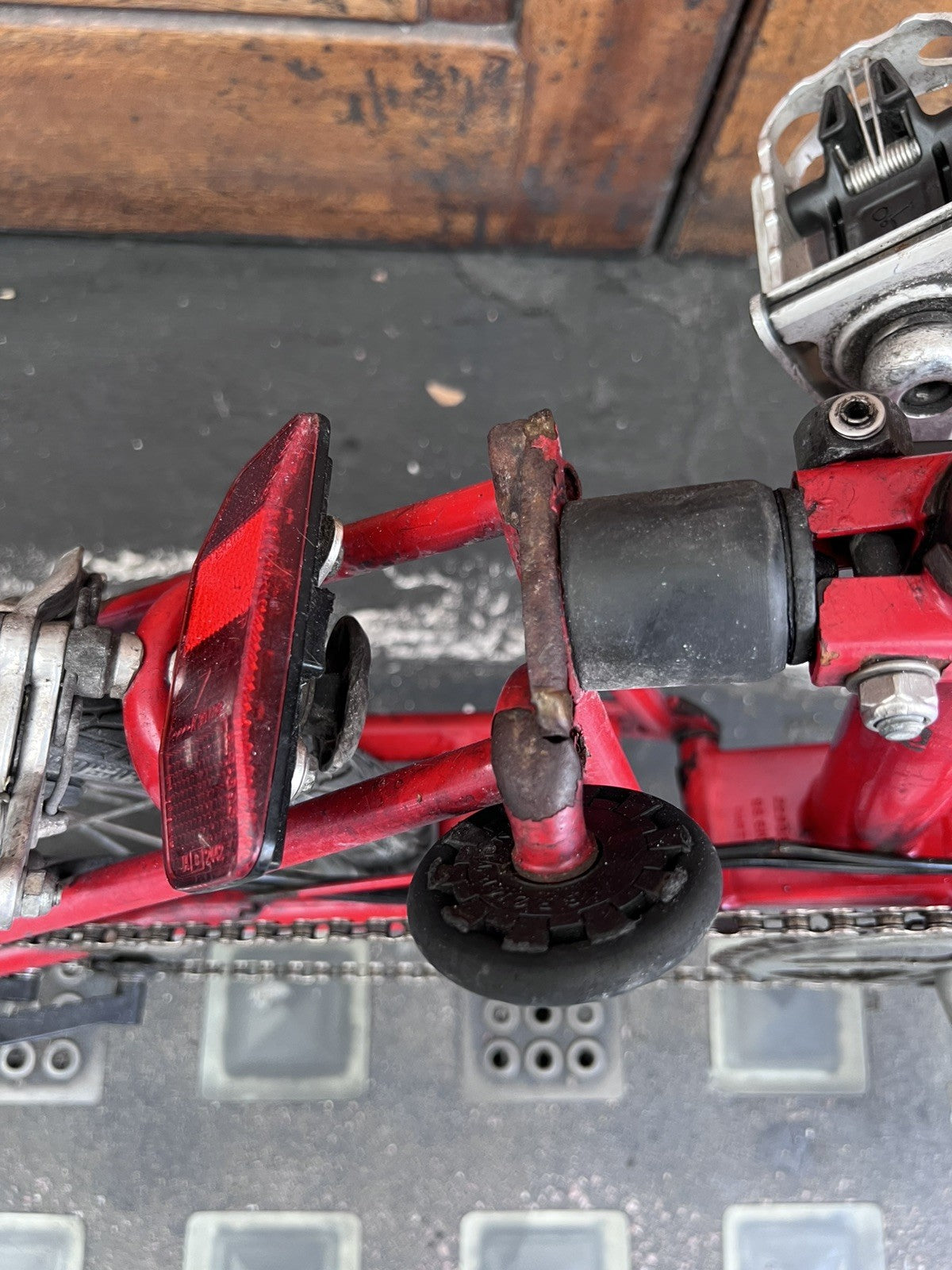 Brompton Bike Red Folding 3 Speed - ✅ FREE & FAST DPD Delivery🚚