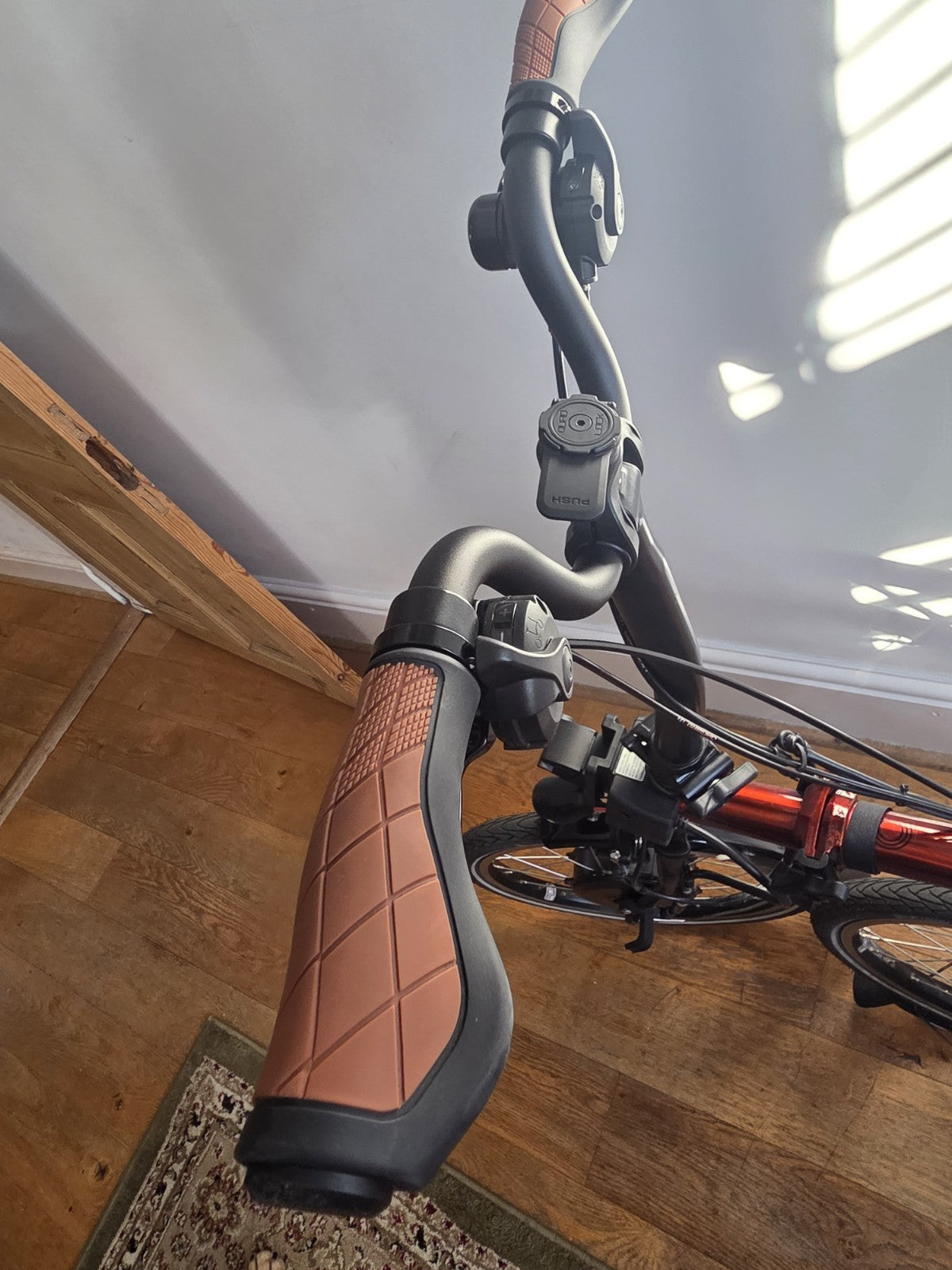 Brompton 2025 C Line Explore Electric Flame Lacquer 6-Speed *with upgrades*