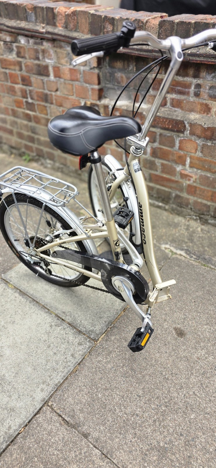 Ammaco Folding Cycle 20 Inch Wheel,great Condition.neat Clean Some Accesories .