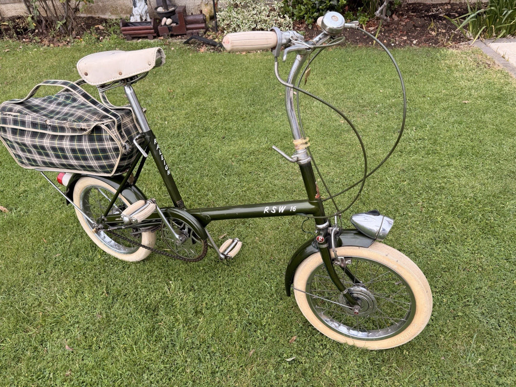 Vintage 1966 Raleigh RSW 16