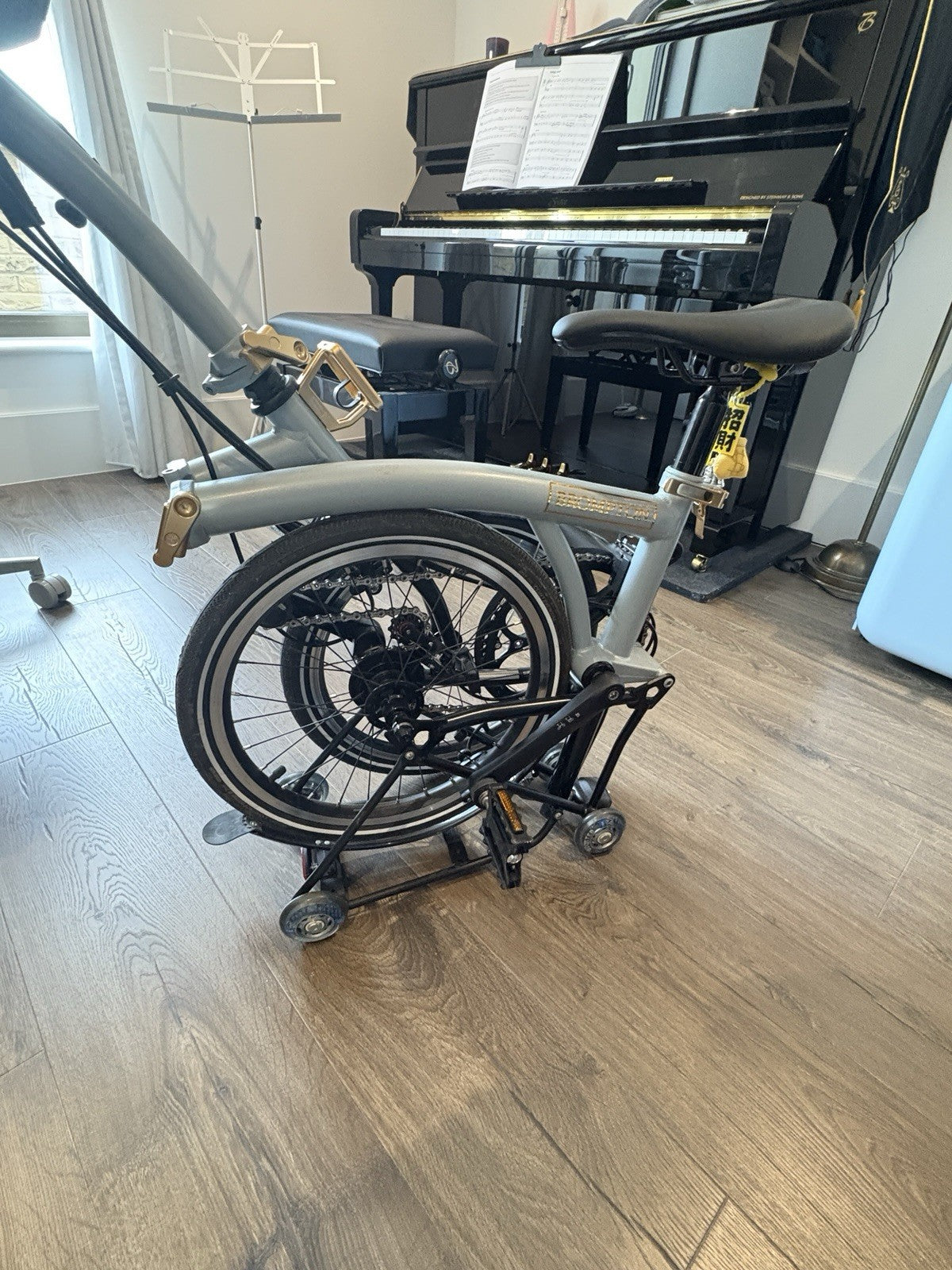 Brompton P Line M4R Lunar Ice *Accessories not included*