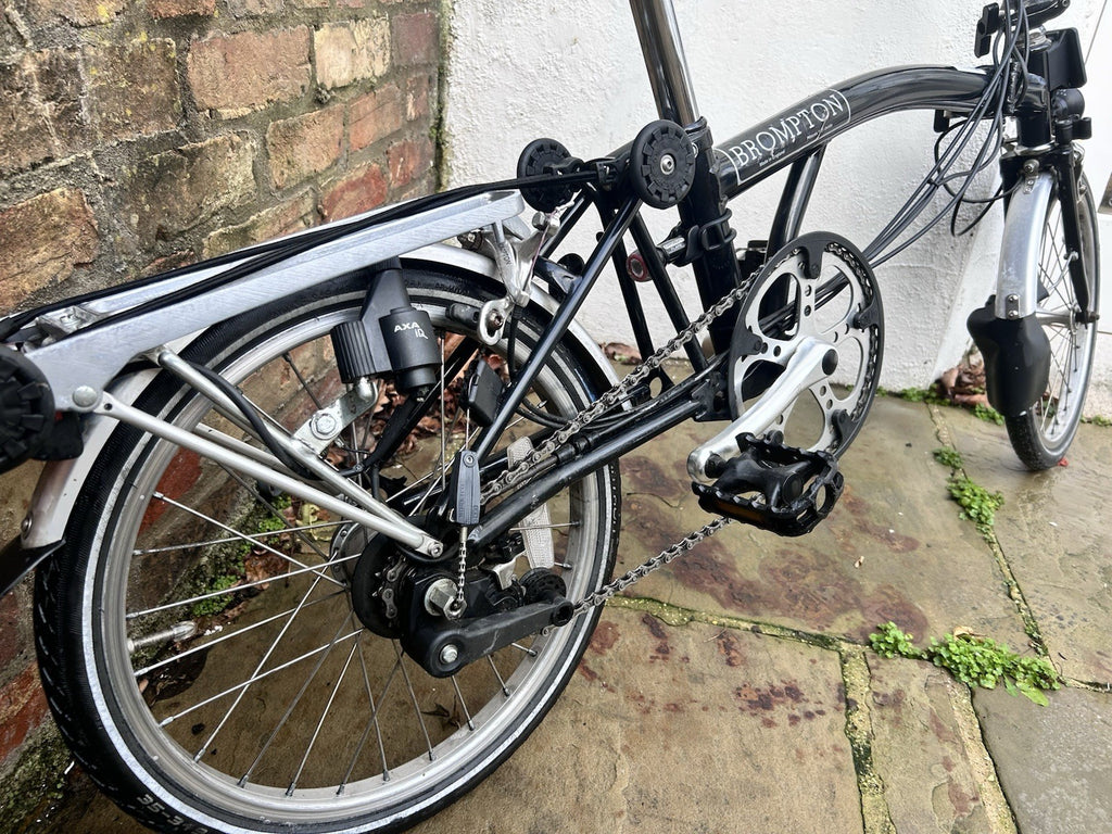Brompton Folding Bike – 3 Speed – With Rack & Brooks Saddle – Good Condition