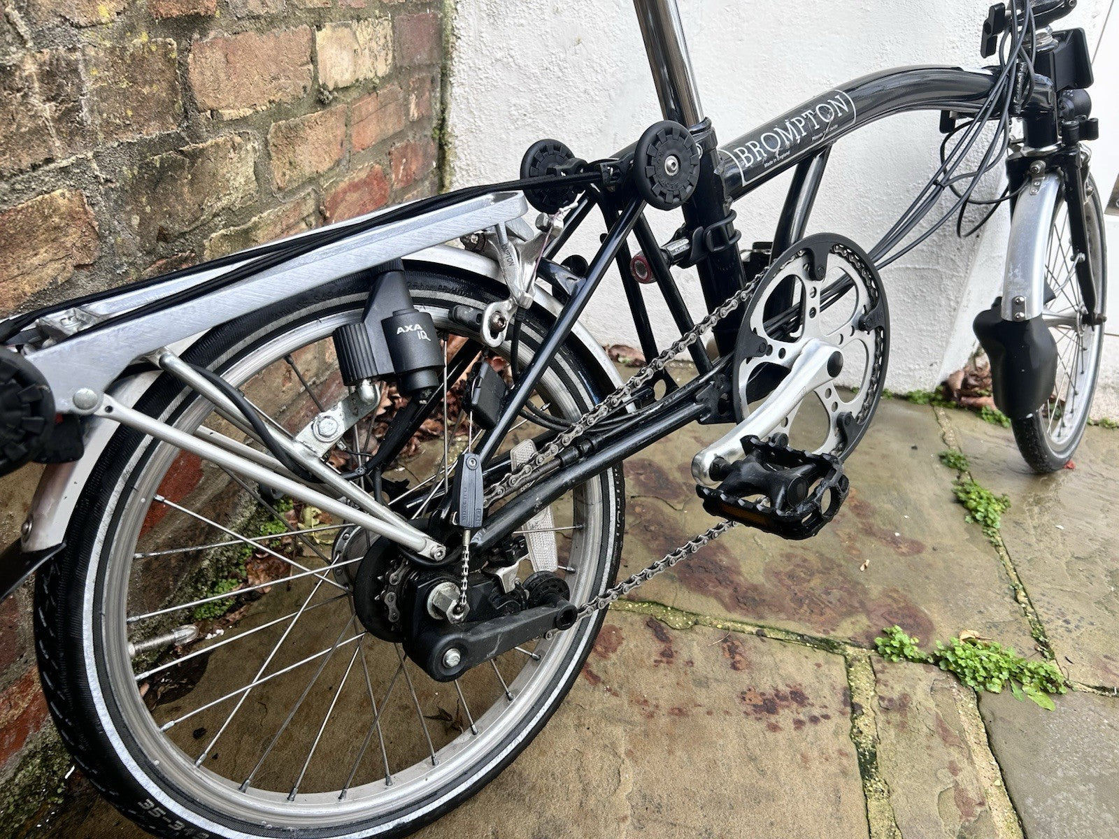 Brompton Folding Bike – 3 Speed – With Rack & Brooks Saddle – Good Condition