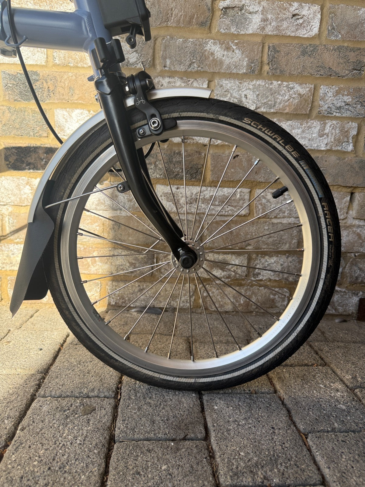 Brompton Cloud Blue & Black - C Line Mid M3L - WORLDWIDE SHIP - Top Condition