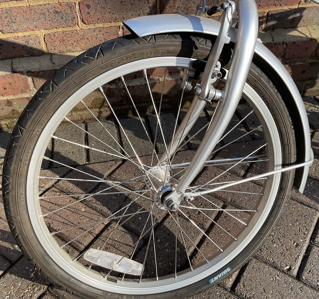 Giant Halfway Folding Bicycle Bike 20” Wheels