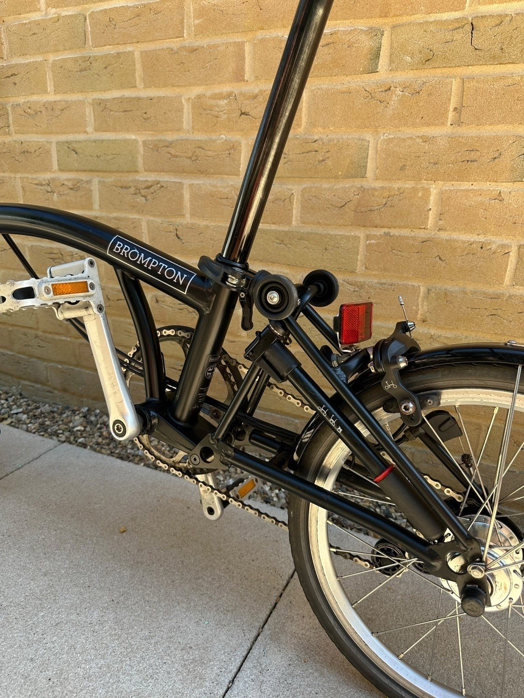 Brompton Folding Bike 16in Black Mudguards Reflectors Riser Bar 2020