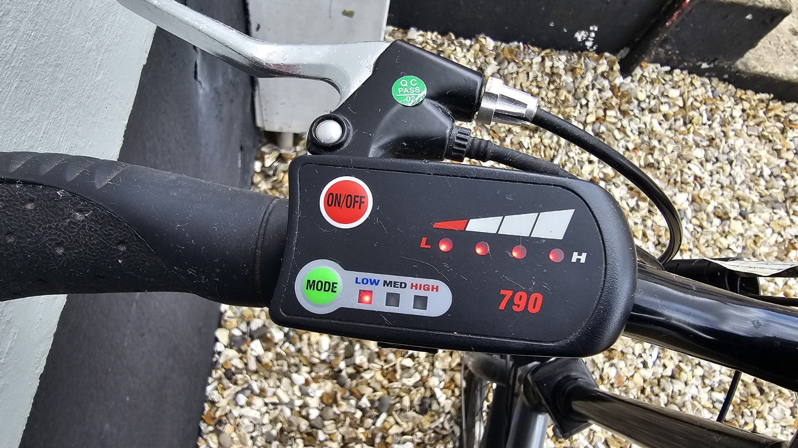 Apollo Transport Folding Bike 20in 250W 7 Speed Grey