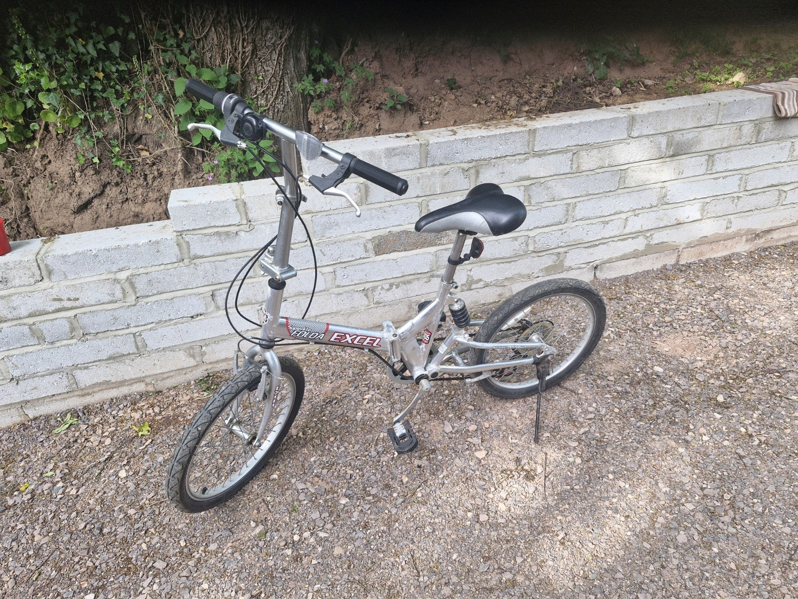 Lovely Handbuild Aluminium Folding BICYCLE