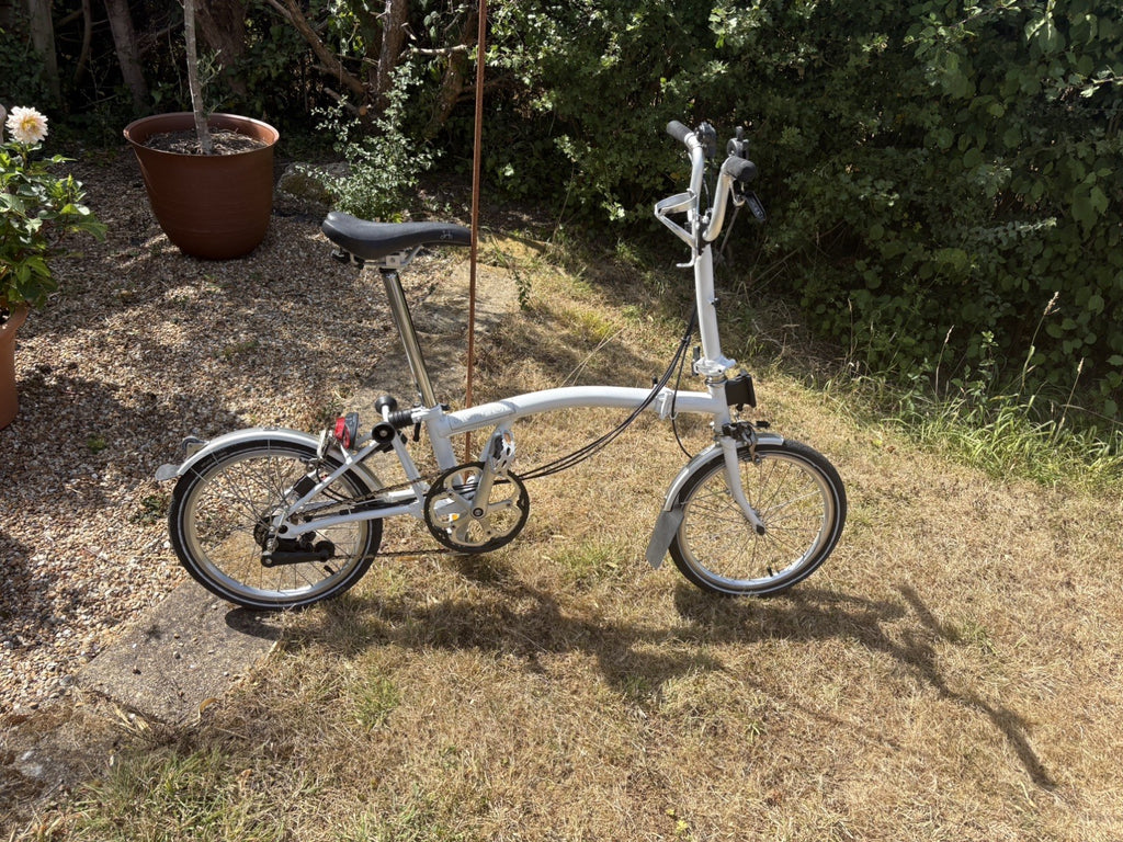 Brompton M3L Folding Bike 3Speed, Papyrus White Excellent Condition, Barely Used