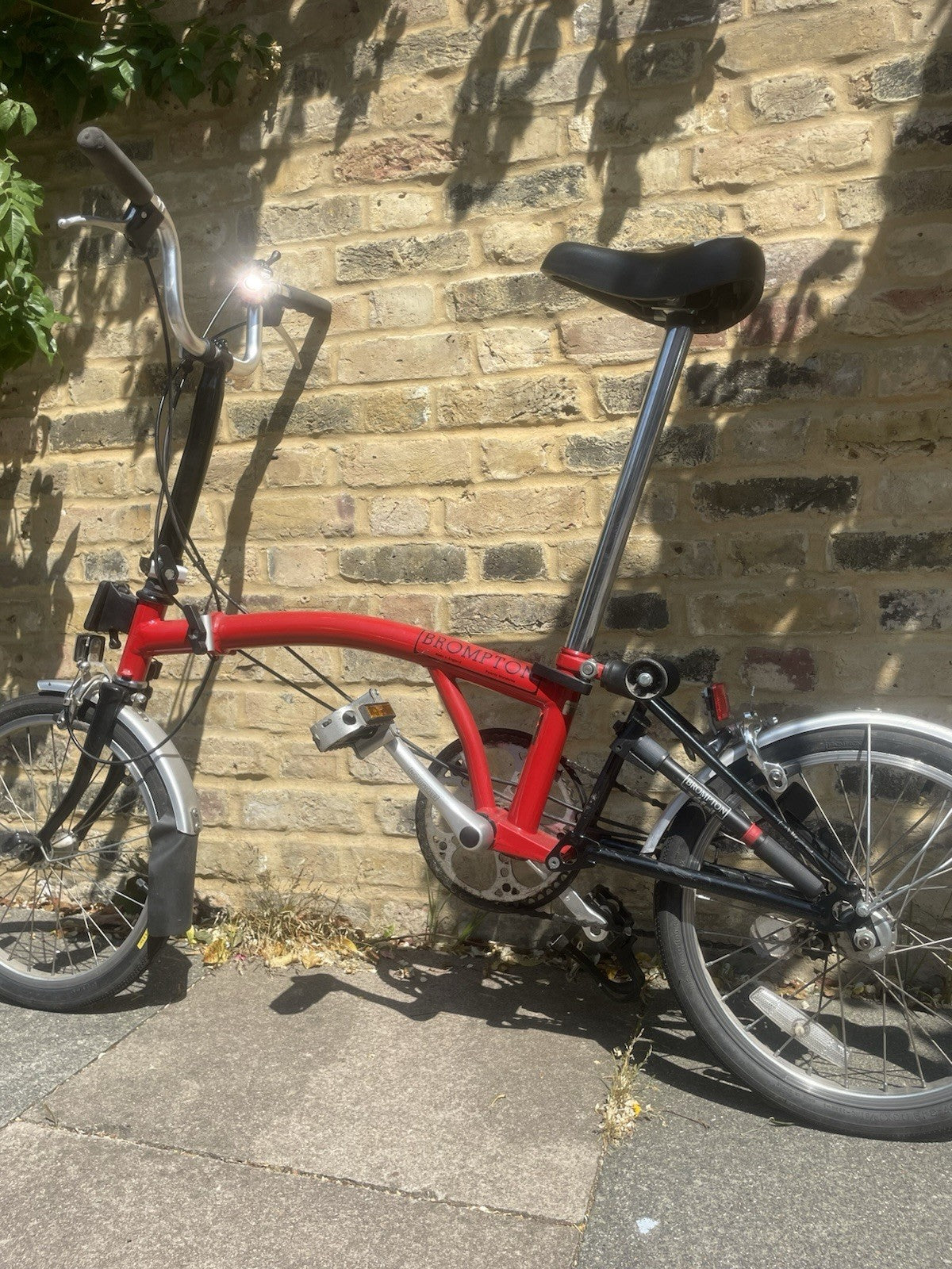 Brompton M3L Folding Bike - Red/Black