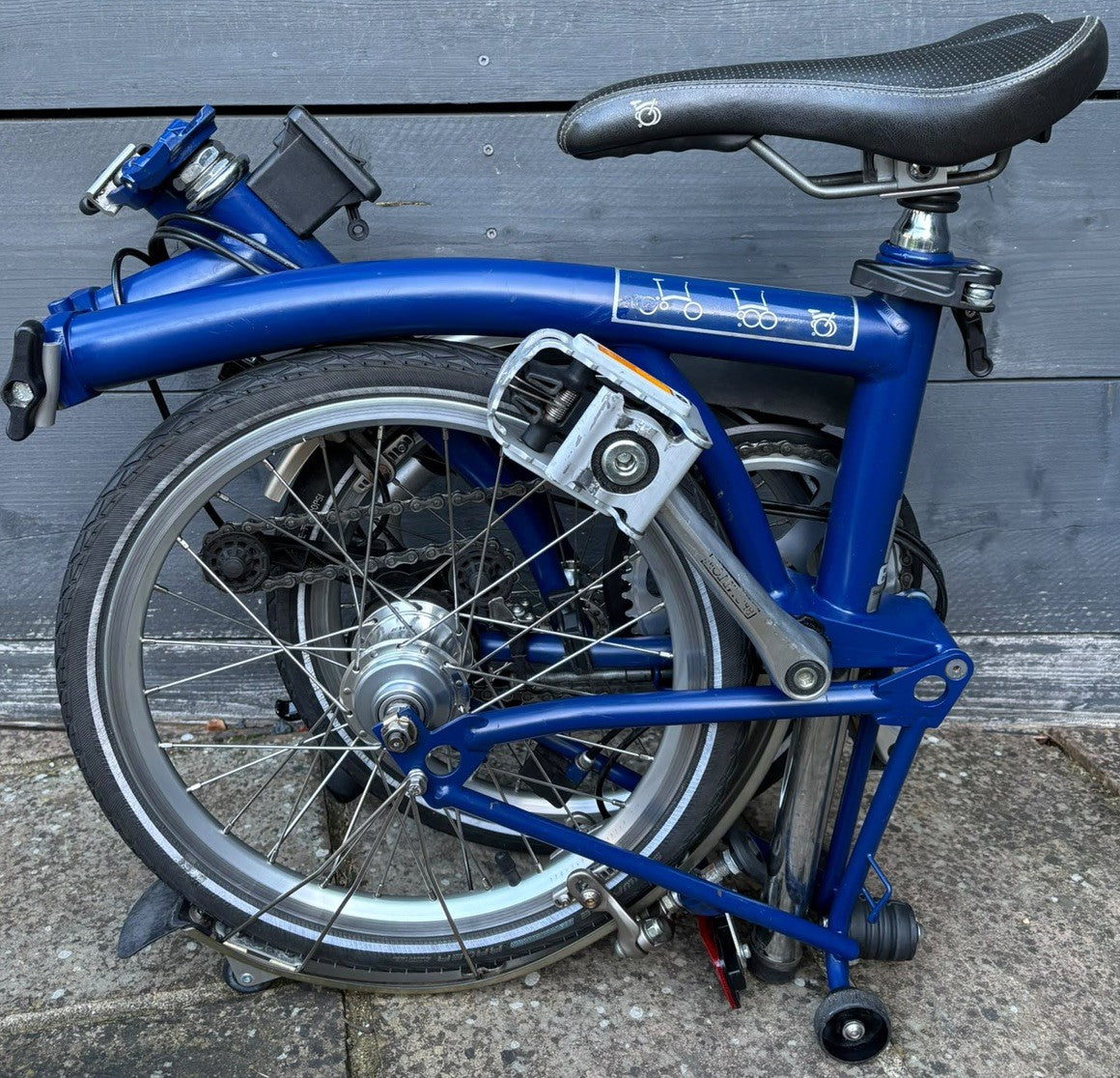 Brompton M6L C Line 6 Speed Folding Bicycle in Cobalt Blue Excellent Condition
