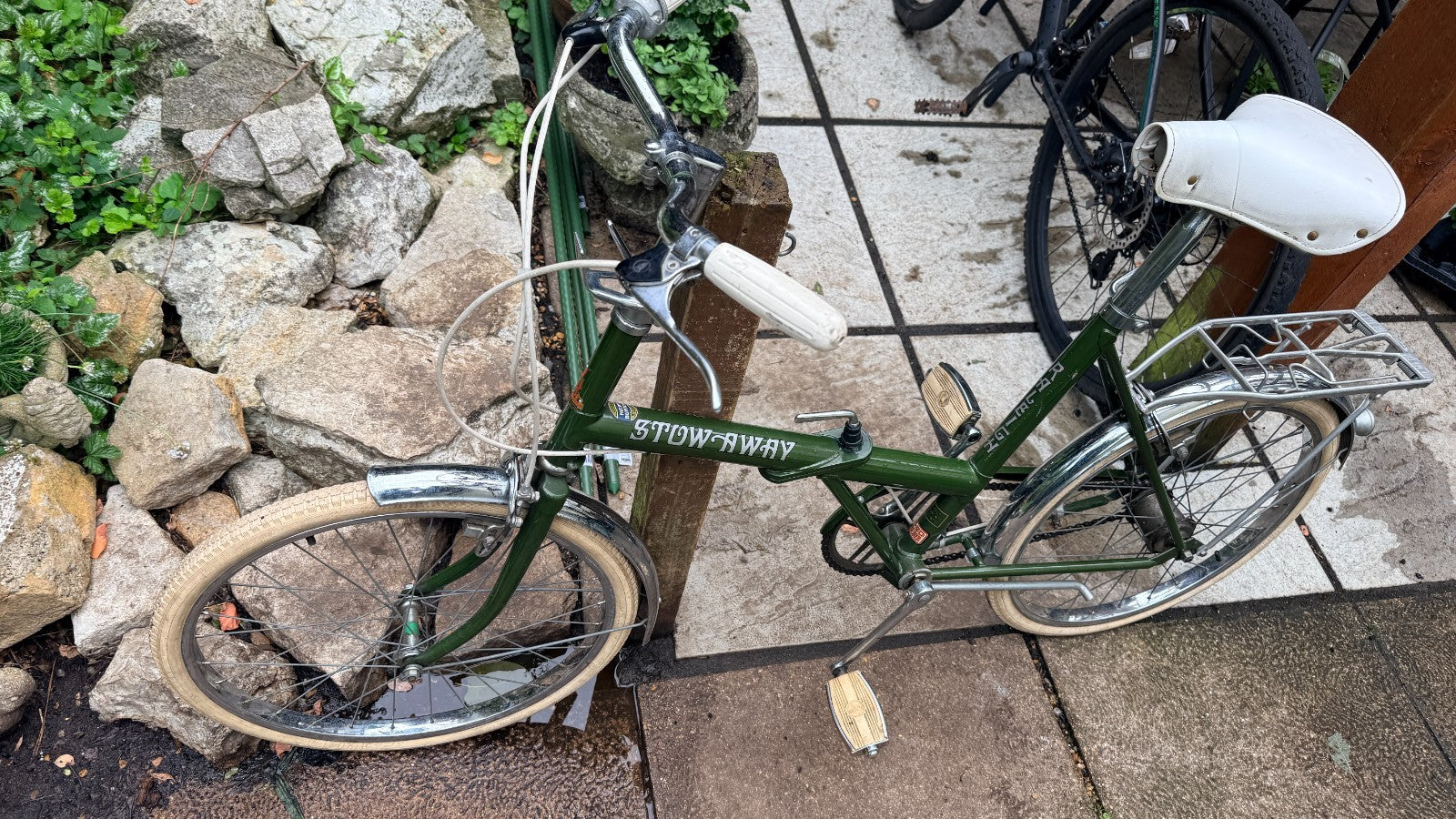 Folding Stow Away Retro Rare Green Bike