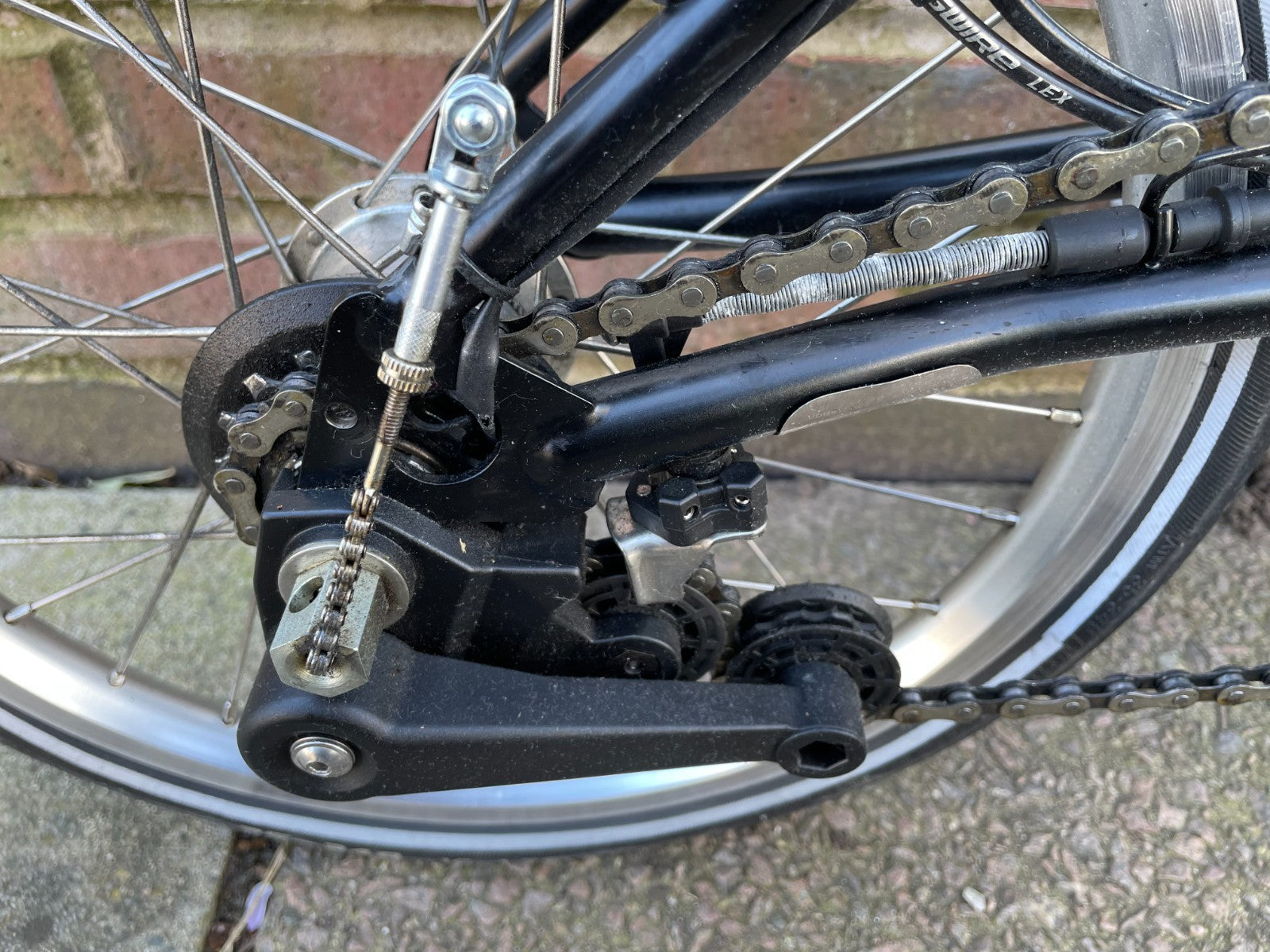 BROMPTON 6-SPEED H-TYPE CUSTOM URBAN TOURER, SAGE GREEN with BLACK EXTREMITIES