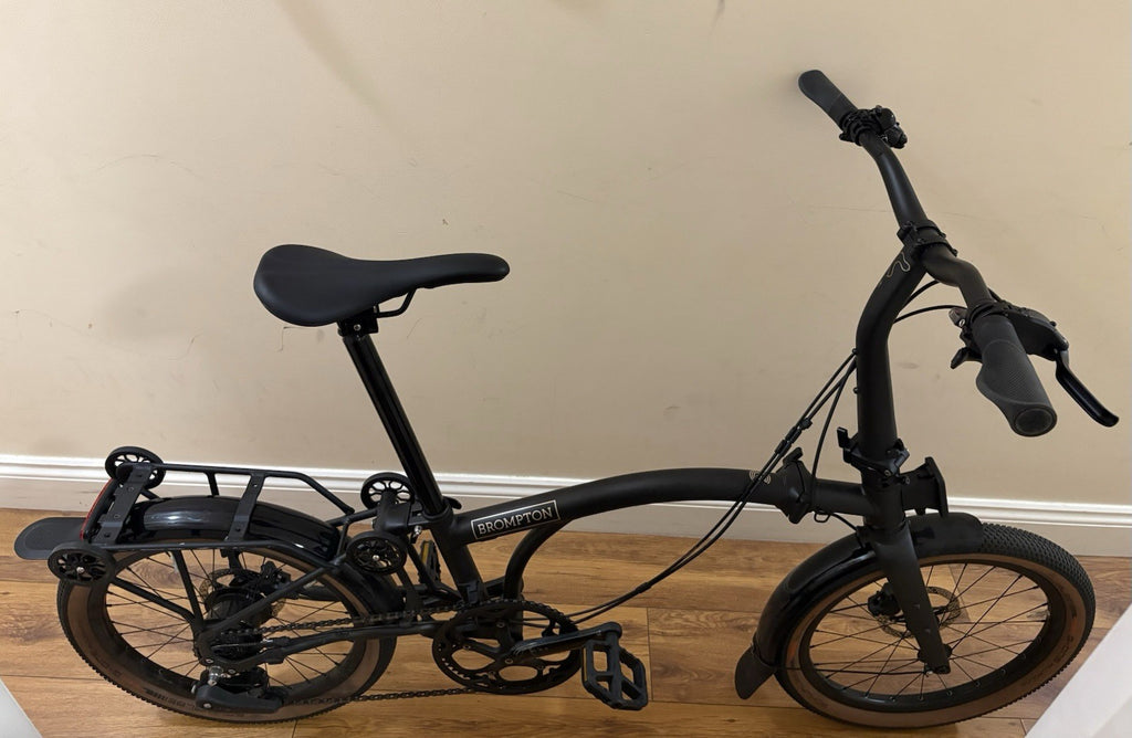 BROMPTON G LINE WITH ROLLER FRAME 8 SPEED FOLDING BIKE 2026 IN SPACE BLACK