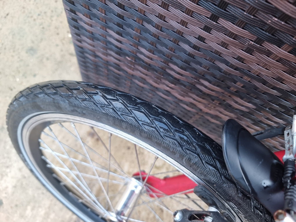 Btwin Tilt Aluminium Folding Bike Ideal Motorhome Car Commuting