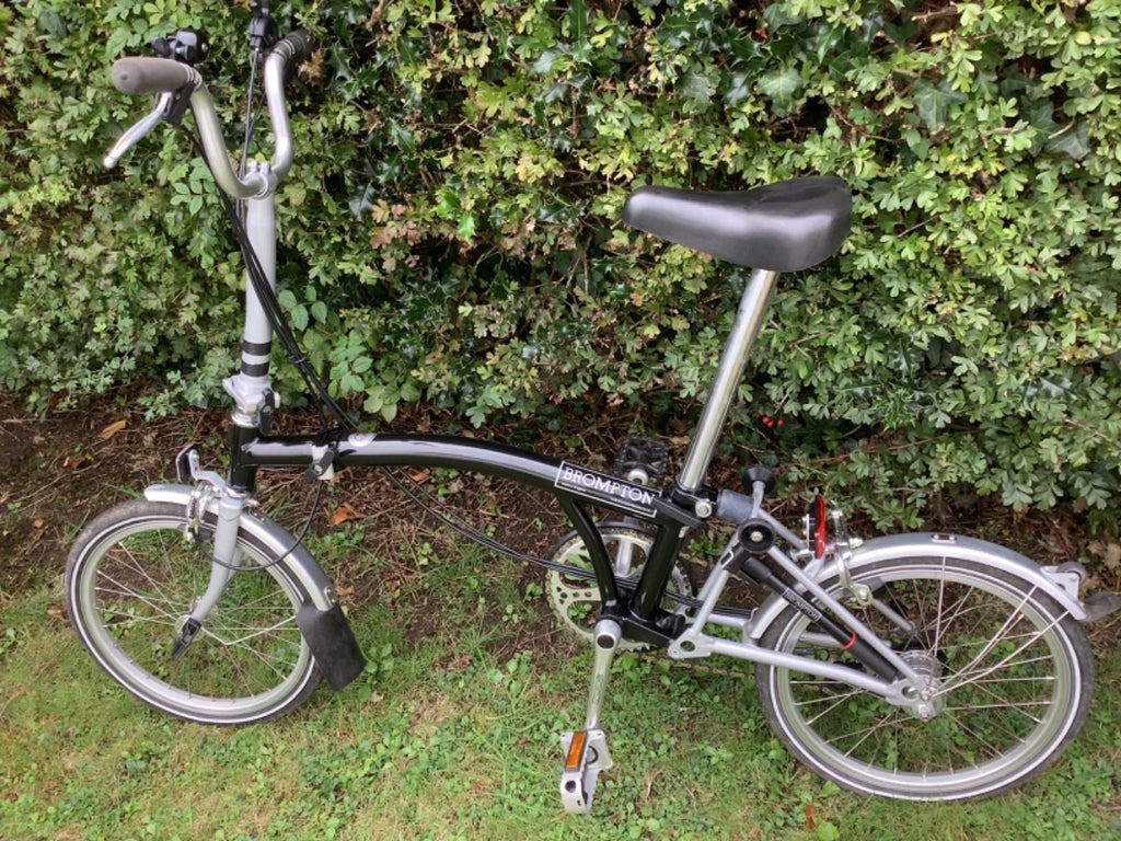 Brompton  M6L (6 Speed) folding bicycle -  (Mint Condition)