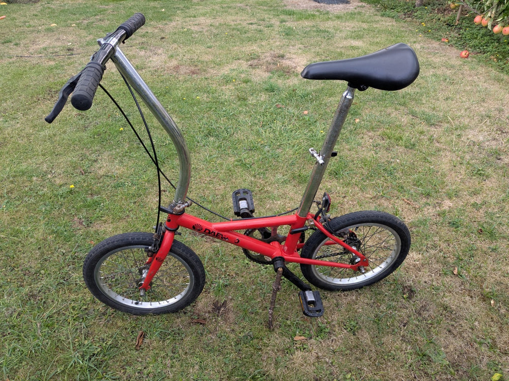 Daewoo Shuttle Folding Bike – Steel Frame – 16" Wheels – Good Working Order