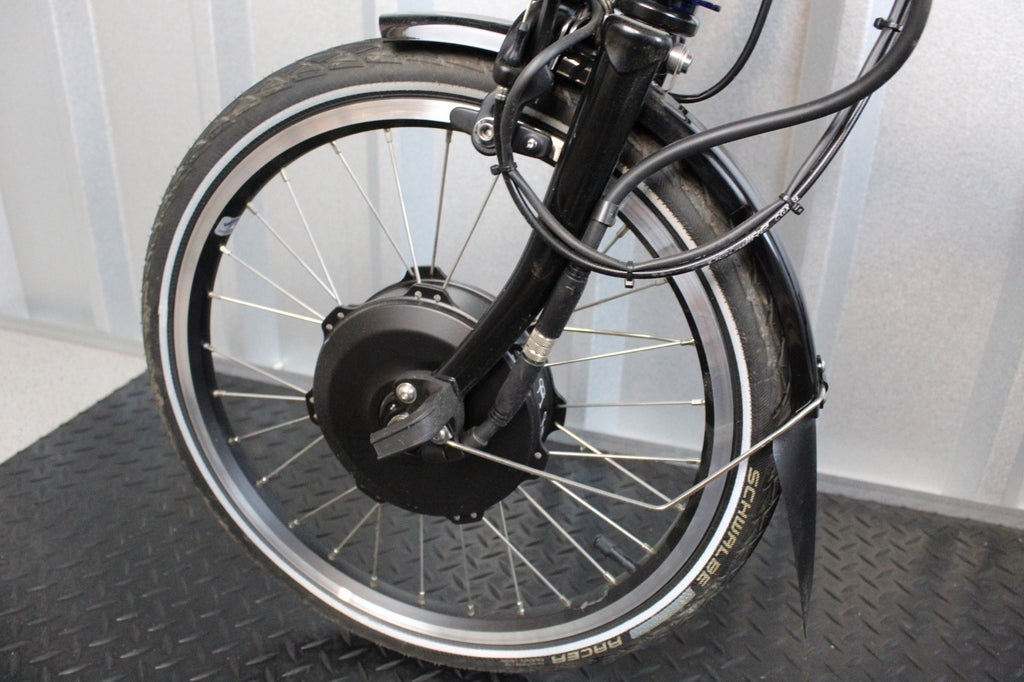 Brompton C-Line Electric 6 Speed Bolt Blue Lacquer - Lightly Used