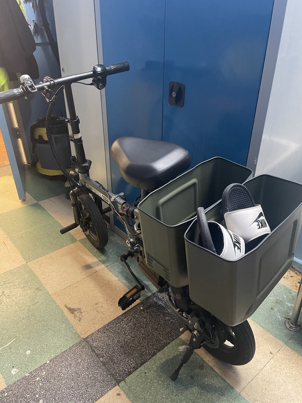 Upgraded Engwe Folding full 15mph  bike MINT!